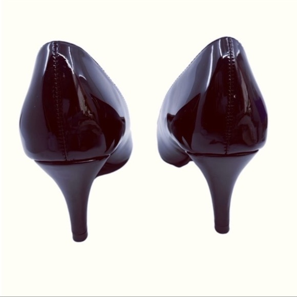 Step up your style with JABASIC Women's Low‎ Heel Dress Pumps - Size 6! - Picture 5 of 8